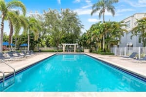 4600 SW 67th Ave APT 249, Miami, FL 33155, Sold 10/03/24