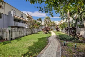 4600 SW 67th Ave APT 249, Miami, FL 33155, Sold 10/03/24