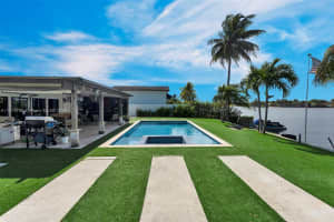 7831 NW 181st St, Hialeah, FL 33015, Sold 09/16/24