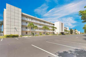 325 SE 11th Terrace APT 306, Dania Beach, FL 33004, Sold 02/18/25