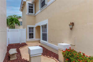 928 Opal Terrace, Weston, FL 33326, Sold 08/01/24