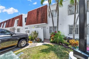10810 NW 7th St #6b, Miami, FL 33172, Sold 07/02/24