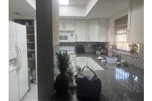 11001 NW 7th St 201 7, Miami, FL 33172, Sold 06/20/24
