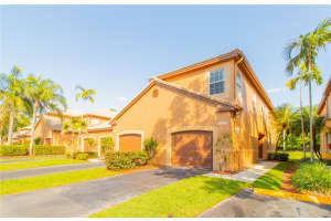 1552 Veracruz Ln, Weston, FL 33327, Sold 08/02/24