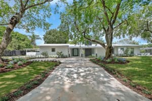 14625 SW 83rd Pl, Palmetto Bay, FL 33158, Sold 10/03/24