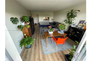 492 NW 165th St APT C609, Miami, FL 33169, Sold 08/15/24