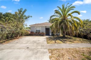 727 SW 6th St, Dania Beach, FL 33004, Sold 12/11/24