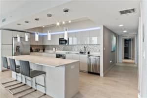 2600 E Hallandale Beach Blvd T2301, Hallandale Beach, FL 33009, Sold 02/25/25
