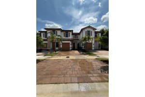 10371 West 33rd Ct, Hialeah, FL 33016, Sold 06/25/24