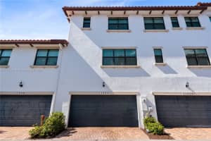 11554 SW 13th Ct, Pembroke Pines, FL 33025, Sold 05/31/24