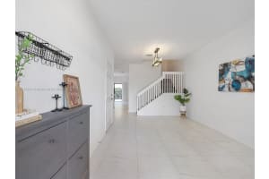 5856 Clydesdale Ct, Davie, FL 33314, Sold 06/07/24