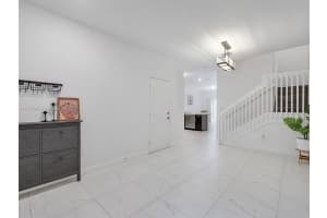 5856 Clydesdale Ct, Davie, FL 33314, Sold 06/07/24