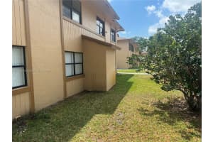 2685 W 66th St Apt 12-20, Hialeah, FL 33016, Sold 06/05/24