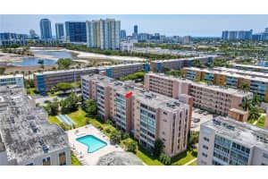 301 NE 14th Ave APT 703, Hallandale Beach, FL 33009, Sold 07/14/25