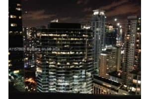 1300 Brickell Bay Dr 3400, Miami