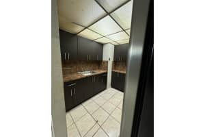 11750 SW 18th St Apt 428-1, Miami, FL 33175, Sold 12/09/24