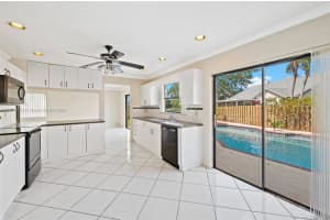 9960 SW 14th St, Pembroke Pines, FL 33025, Sold 07/19/24