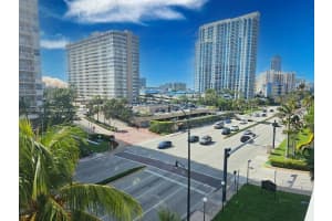1980 S Ocean Dr Apt 4q, Hallandale Beach, FL 33009, - MLS#A11575733