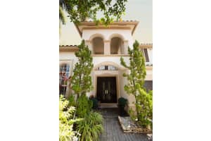 19109 N Gardenia Ave, Weston, FL 33332, Sold 08/19/24