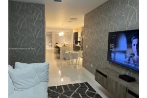 10245 NW 63rd Terrace Apt 208, Doral, FL 33178, Sold 08/29/24