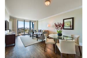 1500 Ocean Dr APT 1210, Miami Beach, FL 33139, Sold 11/01/24