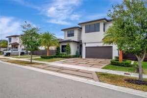 8981 NW 161st Terrace, Miami Lakes, FL 33018, Sold 09/10/24