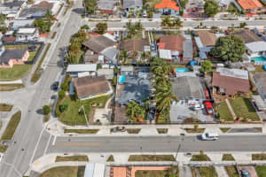 621 SE 3rd Pl, Hialeah, FL 33010, Sold 10/28/24