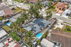 621 SE 3rd Pl, Hialeah, FL 33010, Sold 10/28/24