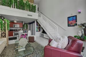 Vizcayne, 244 Biscayne Blvd APT 646, Miami, FL 33132, Sold 08/20/24