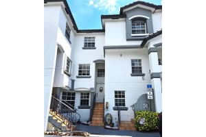 925 NW 82nd Ave 212 a, Miami, FL 33126, Sold 06/18/24