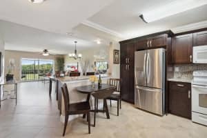 9611 N Hollybrook Lake Dr APT 304, Pembroke Pines, FL 33025, Sold 06/11/24