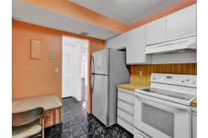 2500 Parkview Dr APT 2307, Hallandale Beach, FL 33009, Sold 08/01/24