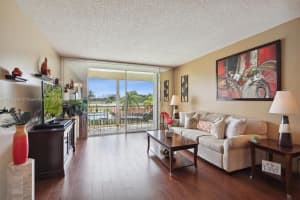 8900 Washington St APT 311, Pembroke Pines, FL 33025, Sold 05/31/24