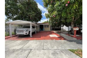334 W 14th St, Hialeah, FL 33010, Sold 04/04/25