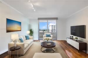 5555 Collins Ave #15t, Miami, FL 33140, Sold 06/07/24
