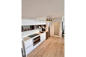 1330 West Ave APT 2112, Miami Beach, FL 33139, Sold 06/27/24