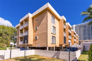 17051 NE 35th Ave APT 308, North Miami Beach, FL 33160, Sold 07/15/24