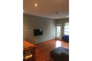 4720 Pine Tree Dr APT 17, Miami Beach, FL 33140, - MLS#A11576811