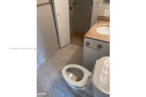 11790 SW 18th St Apt 305-3, Miami, FL 33175, Sold 10/03/24