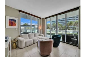 10 Venetian Way APT 405, Miami Beach, FL 33139, Sold 03/31/25