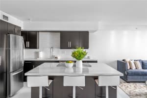 1621 Bay Rd APT 702, Miami Beach, FL 33139, Sold 01/17/25