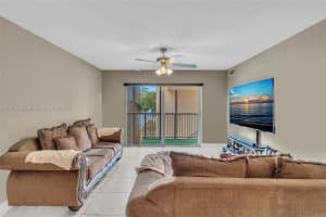 2920 NW 55th Ave #2b, Lauderhill, FL 33313, Sold 10/16/24