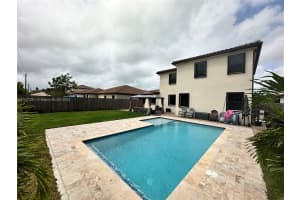 211 SE 27th Dr, Homestead, FL 33033, Sold 06/14/24