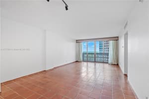 90 Edgewater Dr APT 908, Coral Gables, FL 33133, Sold 09/12/24