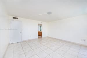 600 Biltmore Way APT 1118, Coral Gables, FL 33134, Sold 07/10/24