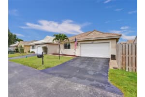 6031 Swinden Ln, Davie, FL 33331, Sold 06/10/24