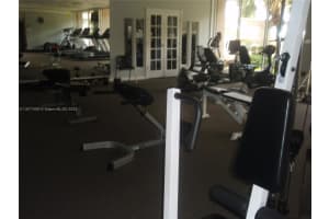 300 Bayview Dr APT 101, Sunny Isles Beach, FL 33160, Sold 08/07/25