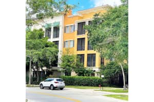 2925 NW 126th Ave Apt 321-1, Sunrise, FL 33323, Sold 07/29/24