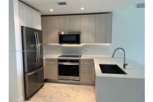 2000 Metropica Wy Apartment 1511, Sunrise, FL 33323, Sold 05/15/24