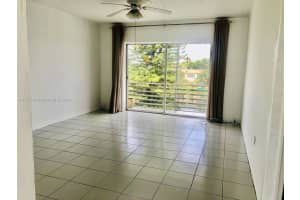 2880 NE 203rd St APT 33, Aventura, FL 33180, Sold 06/19/24